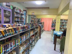 ドゥマゲテ市図書館