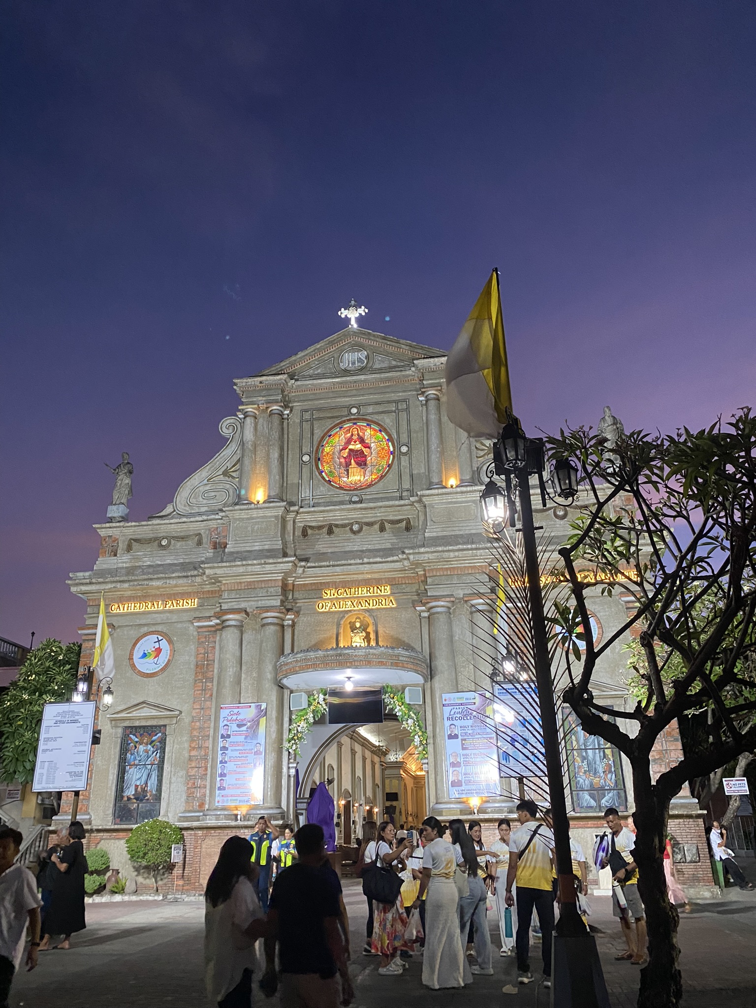 ドゥマゲテ親子留学 2025.04 DAY5：アクティビティレッスン（フィリピンのお家＆Good Friday行事へ）