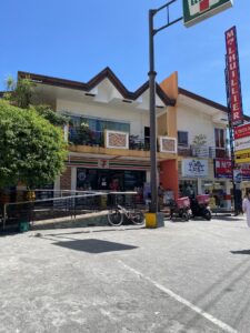 コンビニ：セブンイレブン